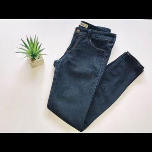 Hollister Low-Rise Skinny Jeans